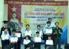 Hình ảnh lế bế giảng năm học 2024-2025 Hình ảnh lế bế giảng năm học 2024-2025